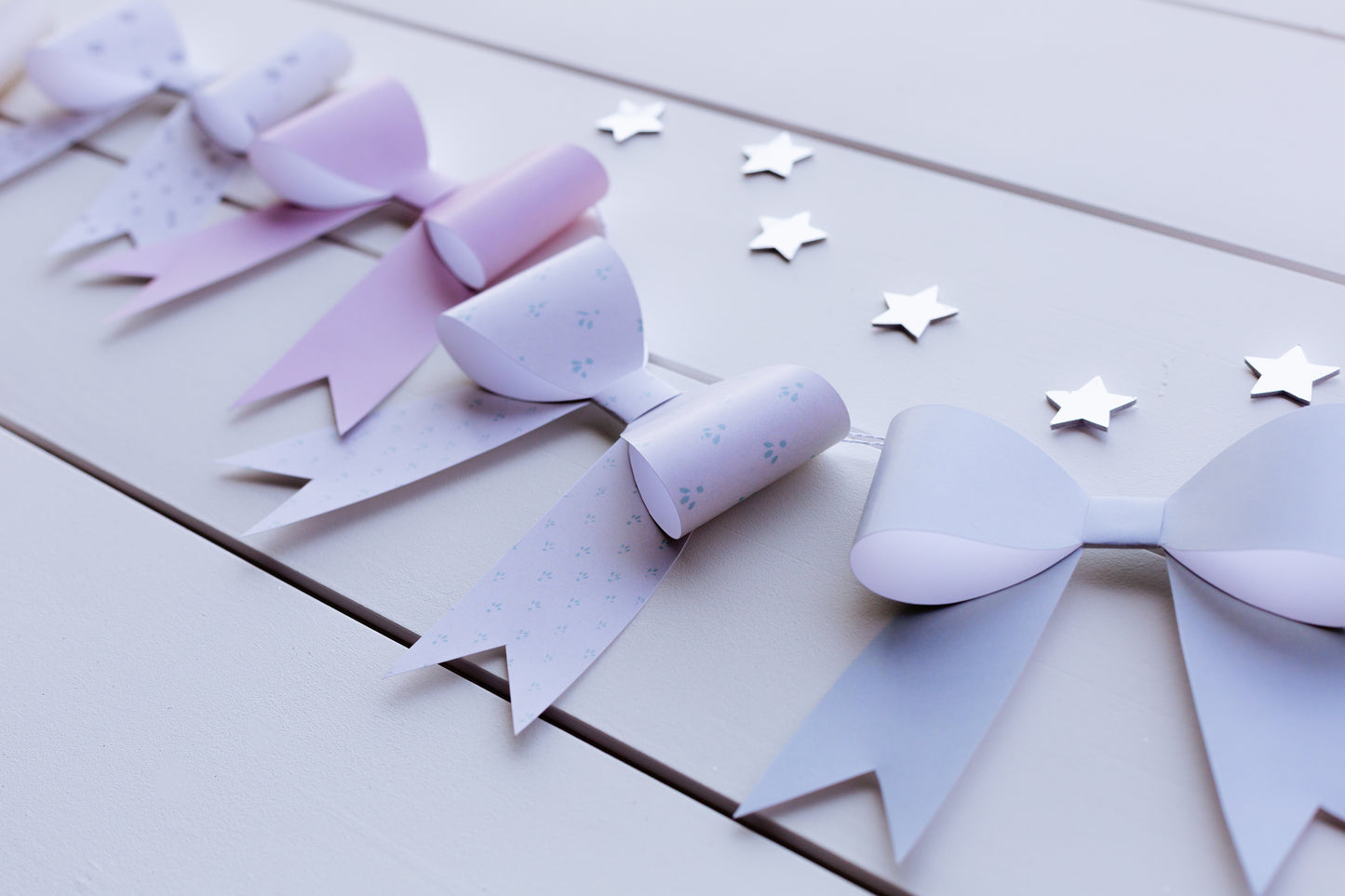 Paper Bow Garland - Standard